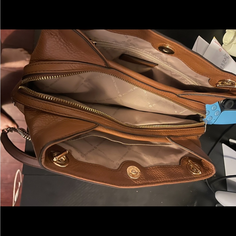 Purse - Picture 4 of 4